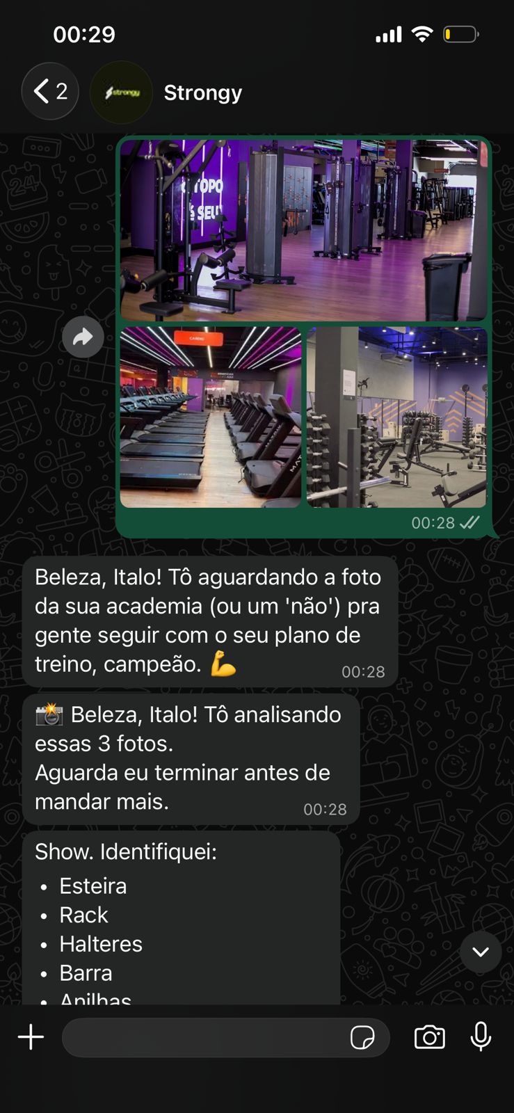 Foto de academia enviada para a Strongy adaptar o treino